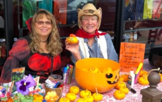 Pumpkin Decorating at Boo n' Brew